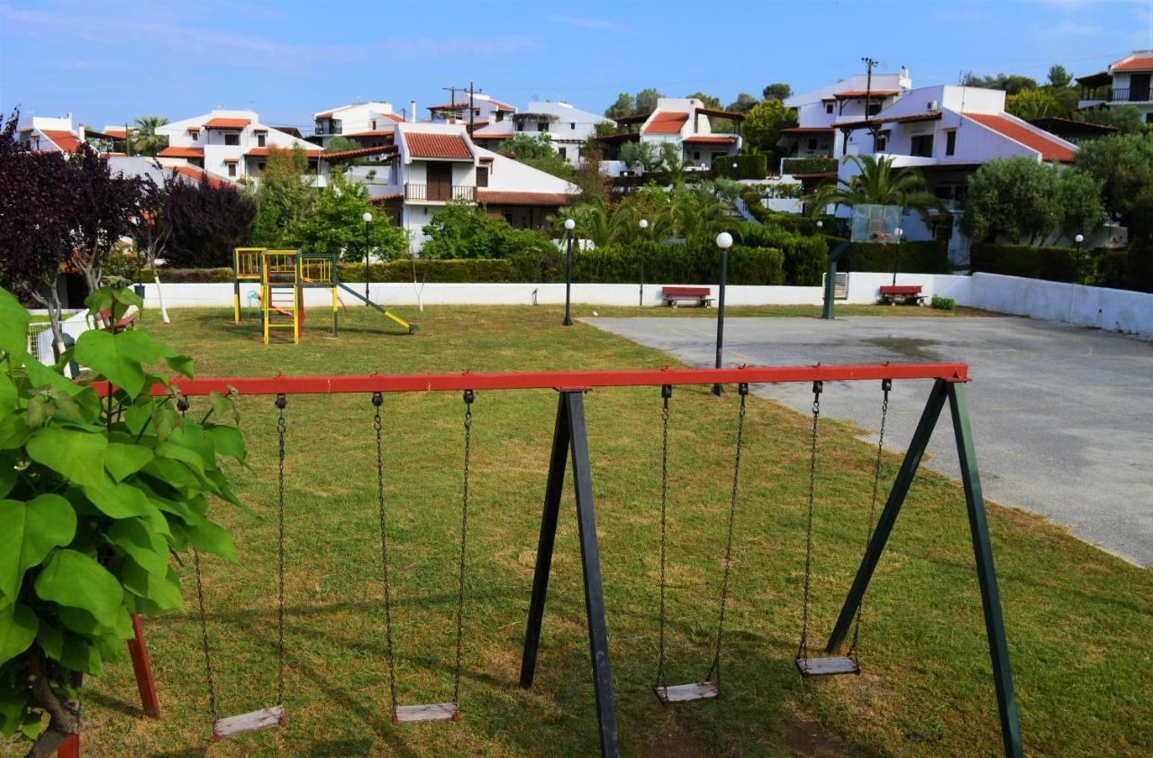 Sonia'S House With Garden Villa เยราคินิ ภายนอก รูปภาพ