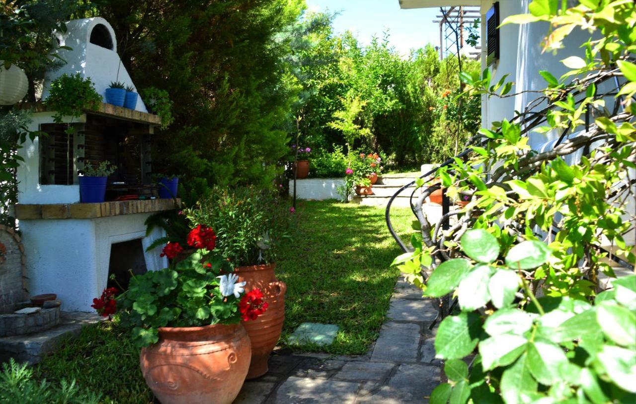 Sonia'S House With Garden Villa เยราคินิ ภายนอก รูปภาพ